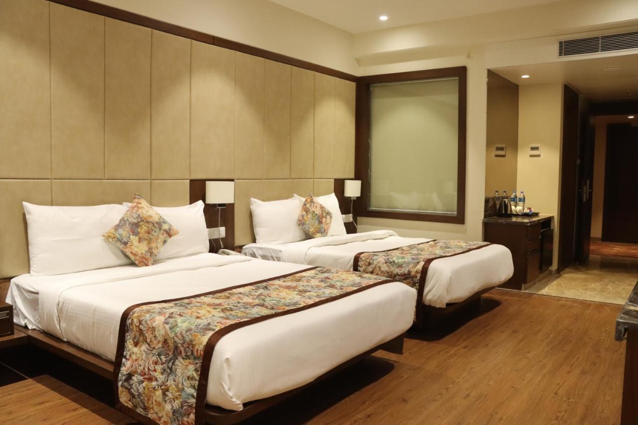Pride Hotel בהופאל מראה חיצוני תמונה