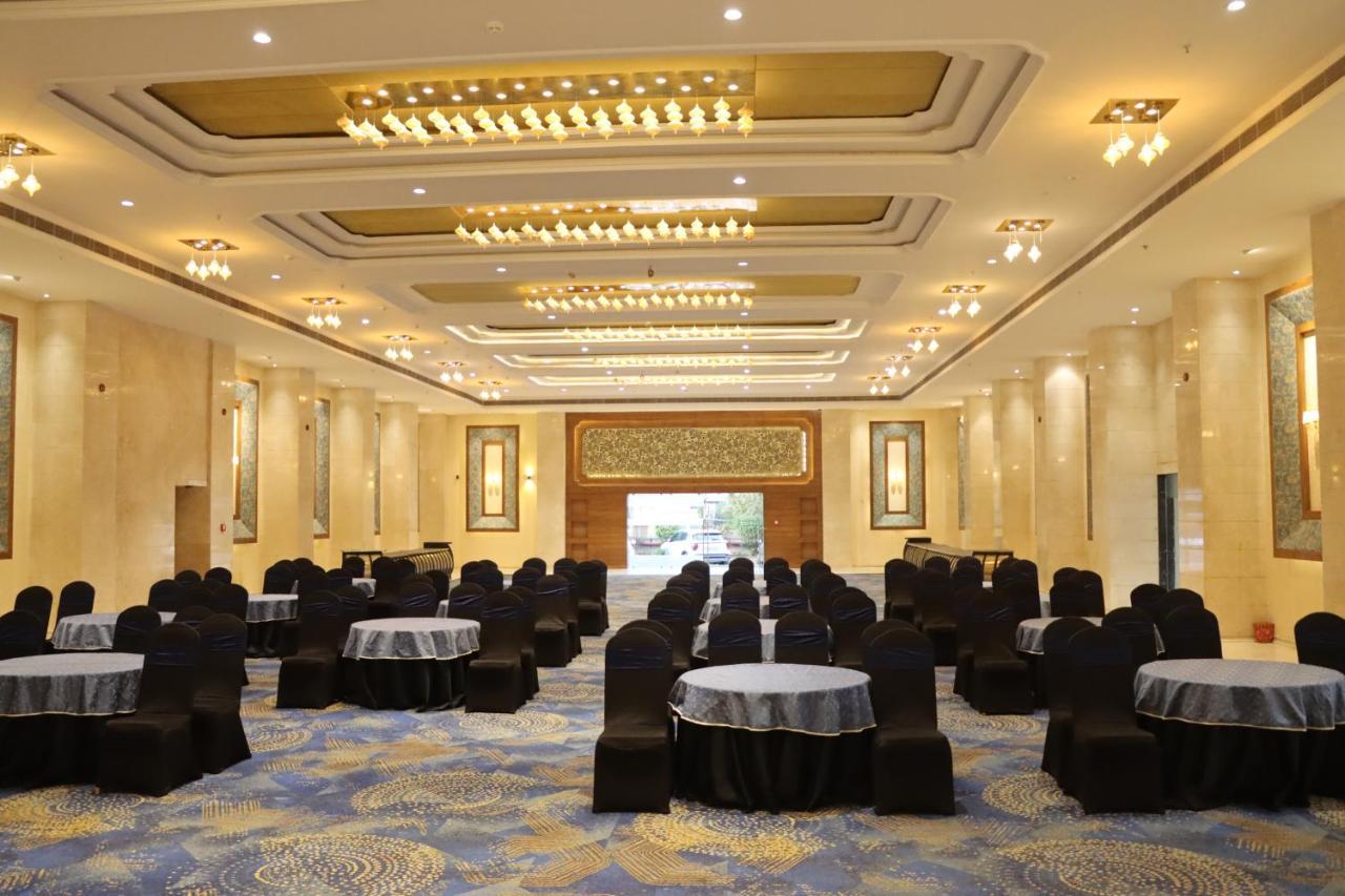 Pride Hotel בהופאל מראה חיצוני תמונה